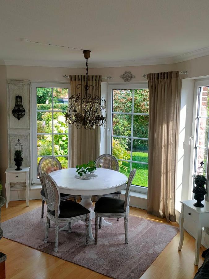 Luana's White Homestay Surwold
